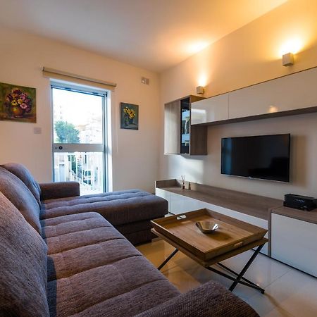Sh5A-Qawra Prime Location 2 Bedroom Apartment St. Paul's Bay Exterior photo