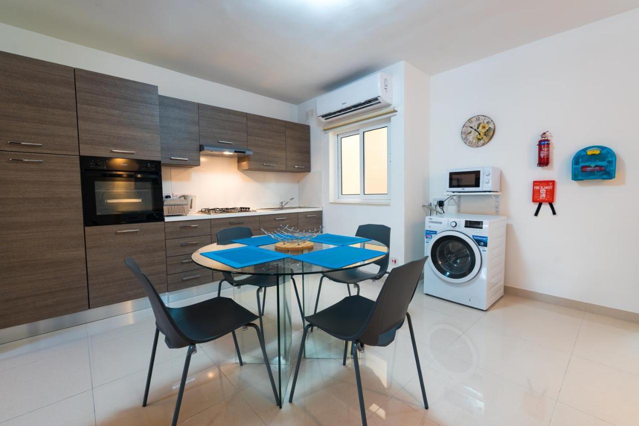 Sh5A-Qawra Prime Location 2 Bedroom Apartment St. Paul's Bay Exterior photo