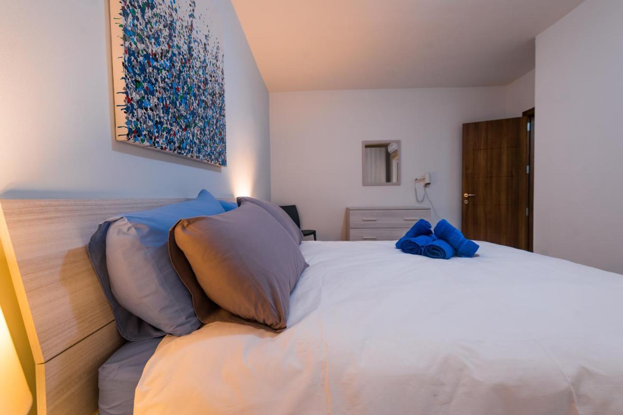 Sh5A-Qawra Prime Location 2 Bedroom Apartment St. Paul's Bay Exterior photo